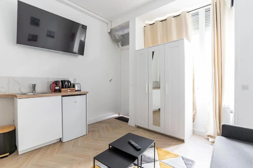 Montmartre/tretaigne : Cosy Studio 2p Apartment *